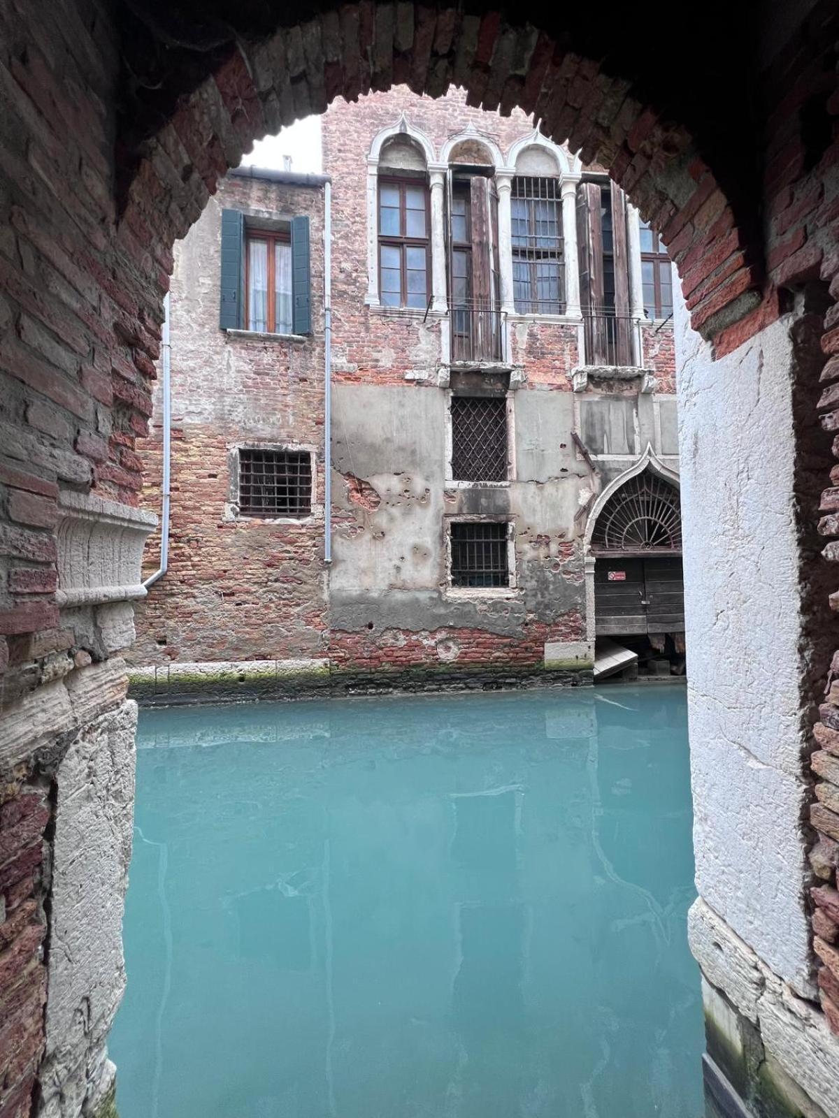 Palazzo Titti Rialto Suites Venesia Bagian luar foto