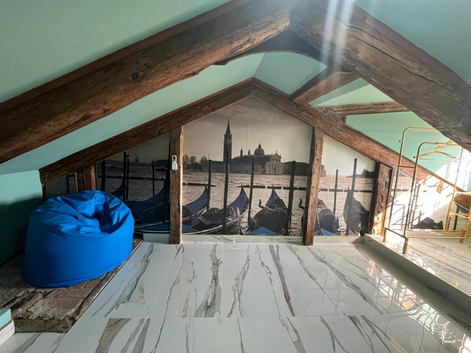 Palazzo Titti Rialto Suites Venesia Bagian luar foto